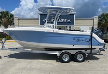 2024 Robalo R222 Steel Blue/White Boat